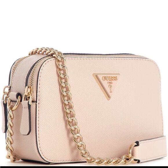 GUESS CROSSBODY BAG HASSIE CAMERA BAG SAFFIANO VEGAN LEATHER NWT - Picture 3 of 7